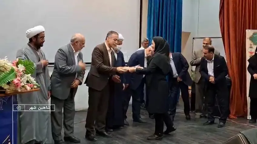 افتتاح زمین چمن مصنوعی مدرسه کودکان استثنایی امید گلپایگان تا تجلیل از چهل پرستار شاهین شهری
