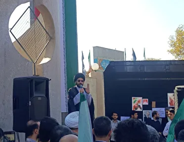 مدیر اندیشکده سعداء: ملت ایران جز با دستور ولی فقیه خیابان را خالی نمیکند