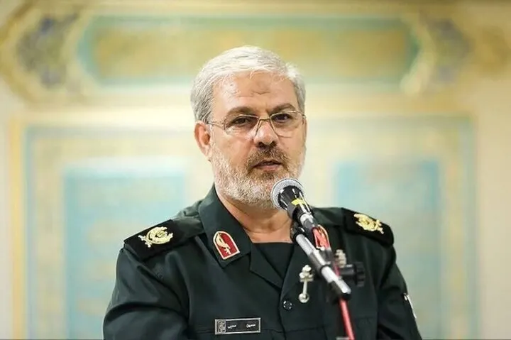 سردار محبی:آینده از آن ملتی است که بزرگترین تهدید دشمن را به طنز کوچه و بازار تبدیل میکند
