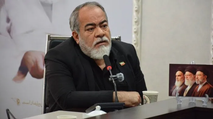 روابط عمومیها پیشانی هر اداره هستند
