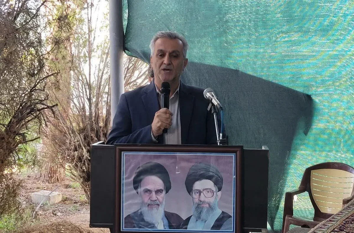 رضایی: هیچ خدمتی جای خانواده را برای سالمندان نمی‌گیرد