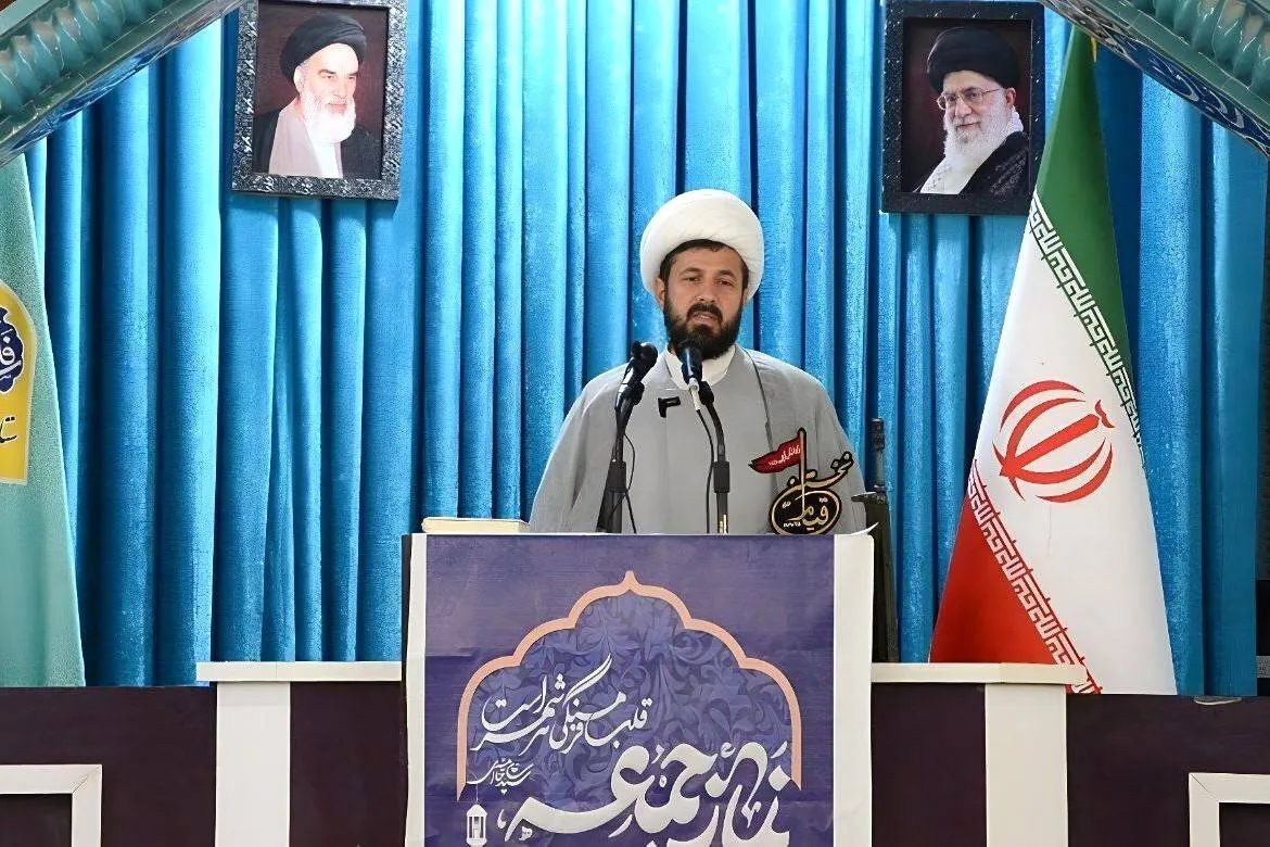 امام جمعه زهک: مقابله با ریزگردهای سیستان نباید به وعده محدود شود