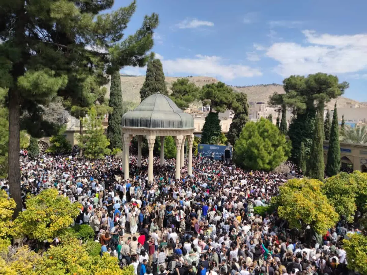 حافظ شیراز در گستره امواج رادیو، از فارس تا ایران