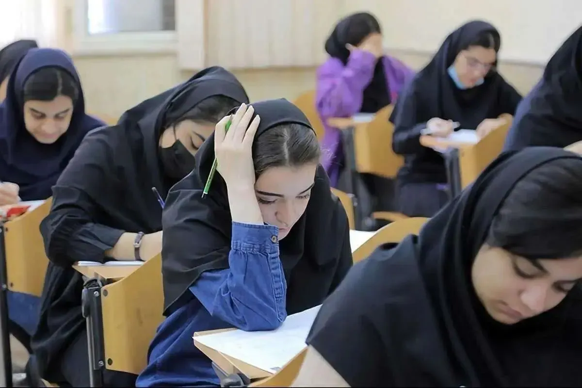 آموزش و پرورش: حدود ۴۰ درصد رتبههای تک رقمی کنکور، برای تهران است/ حدود ۸۰۰ مدرسه با قدمت بالا و بسیار بالا در پایتخت وجود دارد که نیازمند تخریب و بازسازی هستند