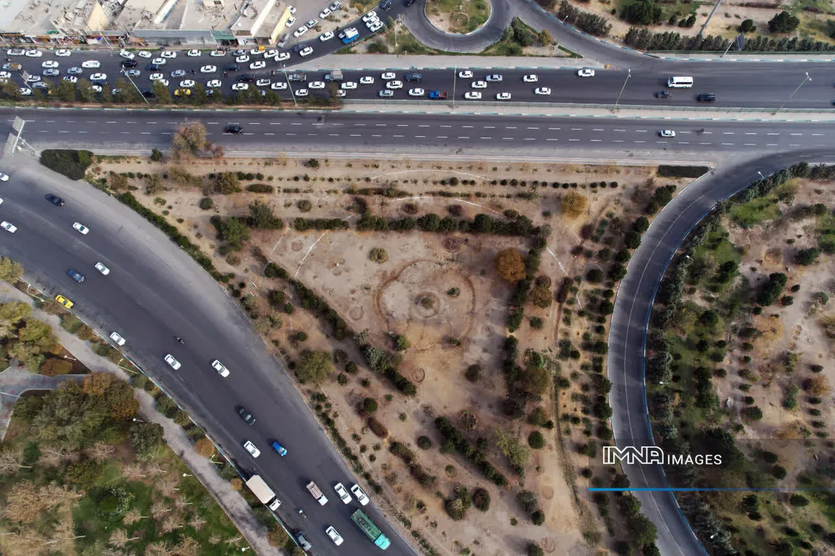 آغاز عملیات خاک‌برداری خیابان شهید عطایی در محله بابوکان/ افزایش عرض معبر به ۱۶ متر