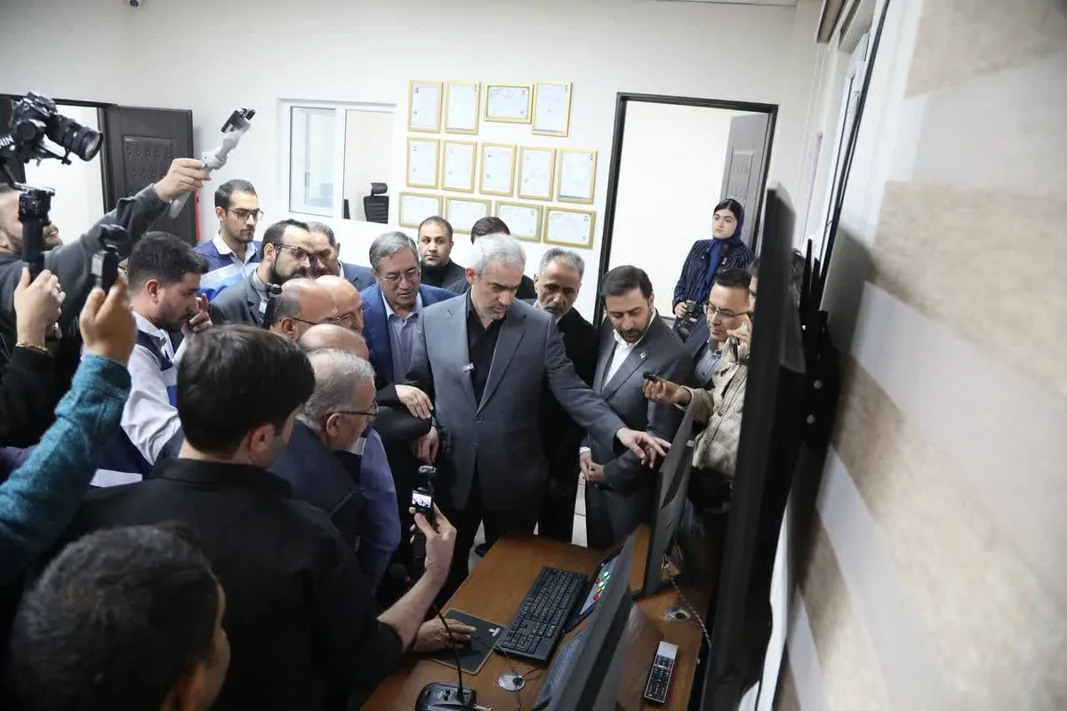 تأکید وزیر اقتصاد  بر تسهیل تردد و توسعه زیرساخت‌های مرز بازرگان