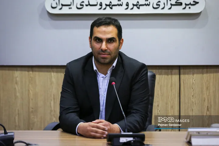 چرخ و فلک بزرگ اصفهان پیش روی سرمایه‌گذاران رویداد بین‌المللی ایزینکس