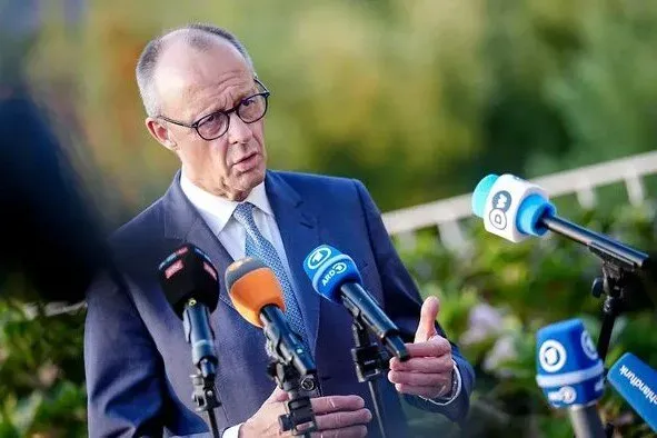 صدراعظم آلمان: در تلاشیم جنگ ایران را هرچه سریعتر به پایان برسانیم