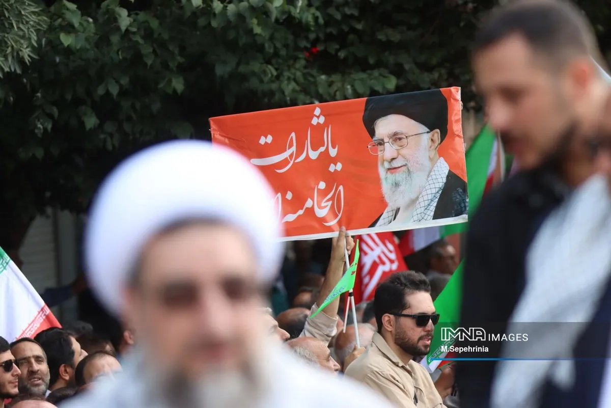 اجتماع خادمیاران شهدای خدمت شهرداری اصفهان در میدان انقلاب برگزار می‌شود