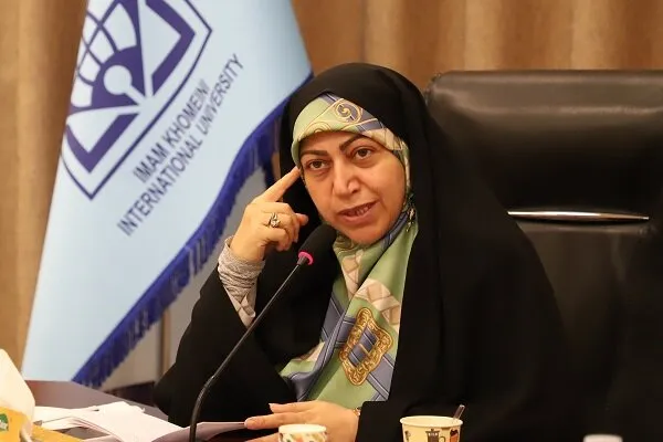 دانشگاه بینالمللی امام خمینی(ره) باید به مأموریتهای اصیل خود بازگردد