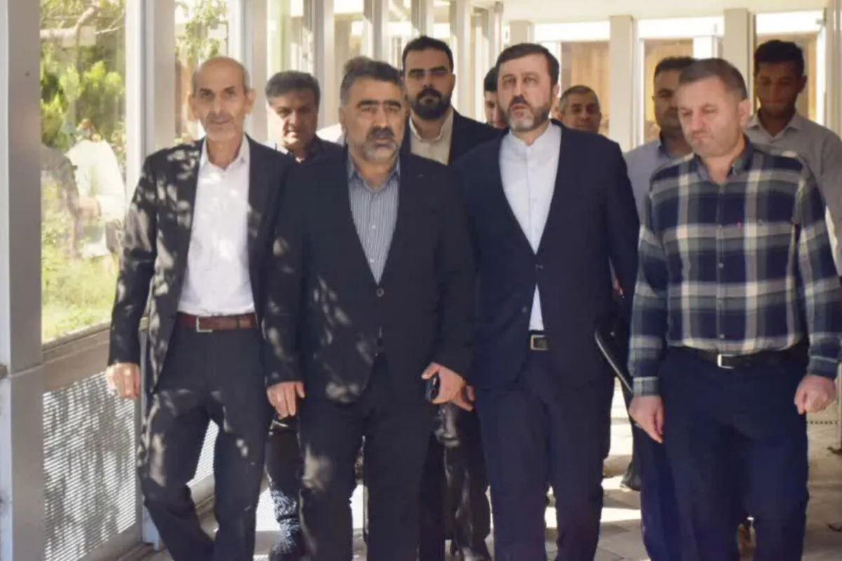معاون وزیر امورخارجه از مرز آستارا راهی جمهوری آذربایجان شد