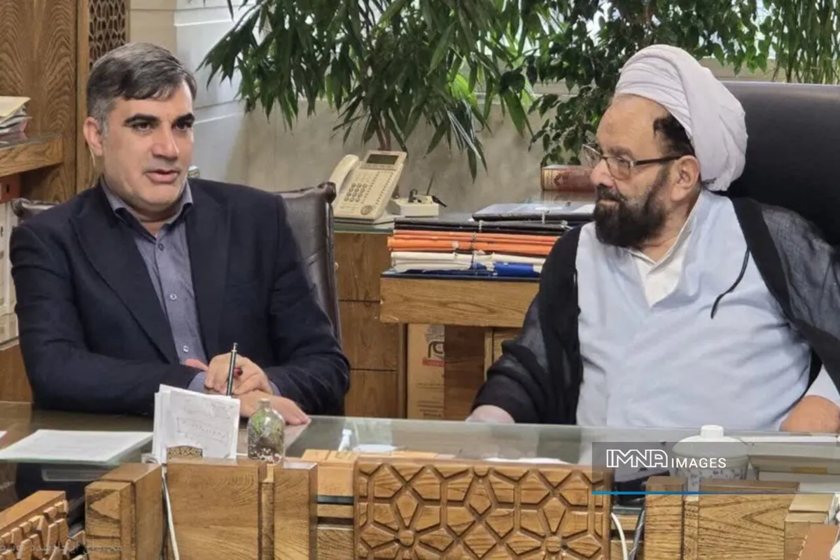 ۲۲۰ شب میدان‌داری فرهنگی در منطقه ۱۵ اصفهان؛ تعامل با مردم ادامه دارد