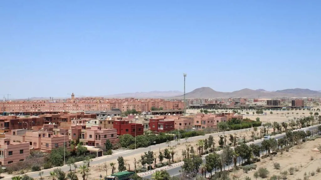 شهر پسارشد؛ از گسترش کالبدی تا بهرهوری از ظرفیتهای موجود