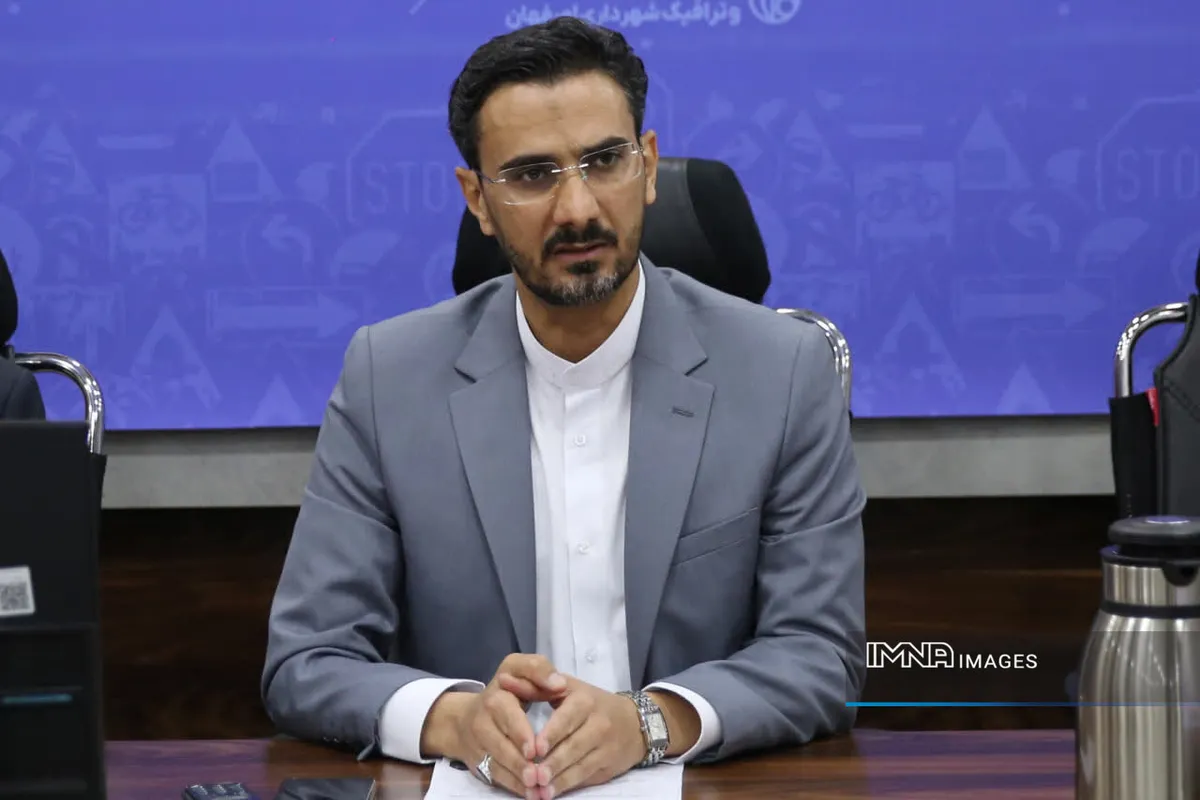 جزئیات ضوابط تردد ناوگان باری خطرناک در محور پل امام خمینی (ره) اصفهان