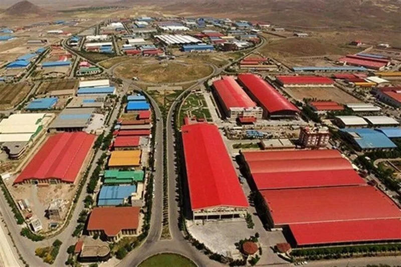 بلاتکلیفی زمینهای صنعتی/ رؤیای اتصال صنعت به ریل به کجا رسید؟