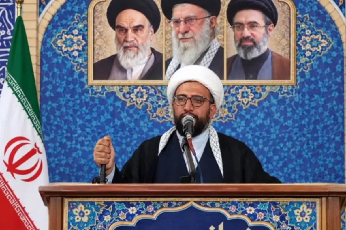 ملت ایران تحت هیچ شرایطی از مواضع خود عقبنشینی نمیکند