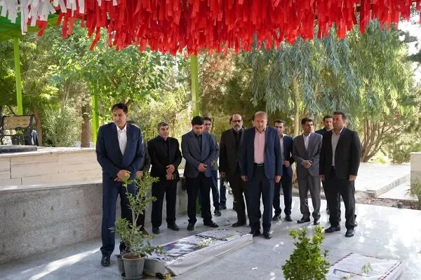 تجدید عهد بازرس کل قضایی لرستان با آرمانهای شهدا