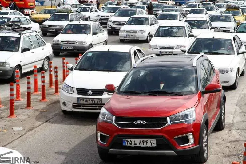 وضعیت جادهها و راهها، امروز ۱۶ مهر ۱۴۰۵؛ بارش باران و ترافیک نیمه سنگین در محورهای شمالی و منتهی به تهران