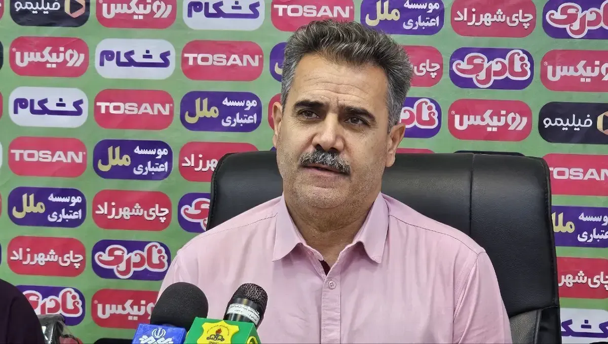 سیروس پورموسوی سرمربی صنعتنفت آبادان در ادامه لیگ برتر شد
