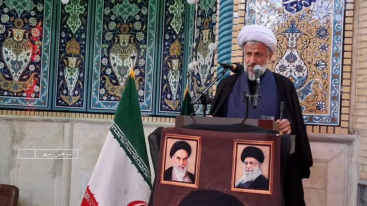 تأکید امام جمعه شهید شهر  بر قدرت و عزت نظام جمهوری اسلامی ایران در عرصه جهانی