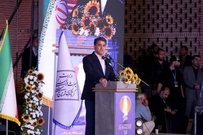 نجفزاده: افتتاح بارگاه شمس آغاز فصل تازه توسعه خوی است