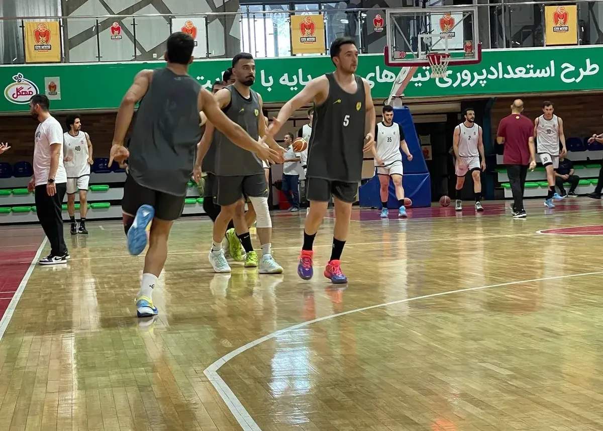 بازیکنان تشنه بازگشت به پارکت بودند:/ طبیعت و نفت آبادان برنده روز اول پیشفصل!