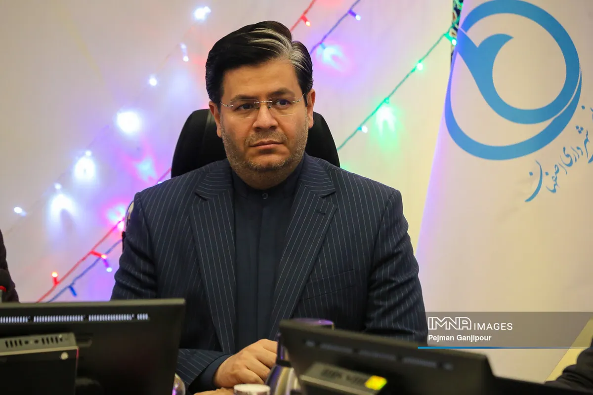 ارزیابی شاخصهای بهرهوری حملونقل در مناطق پانزدهگانه و ناژوان