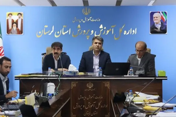 رفع مشکلات سیستمهای گرمایشی مدارس لرستان در اولویت باشد