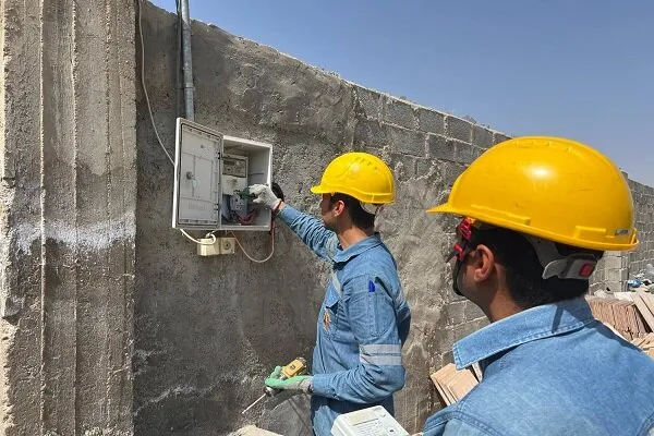 شناسایی و جمعآوری ۱۵۹ مورد انشعاب برق غیرمجاز در خرمآباد