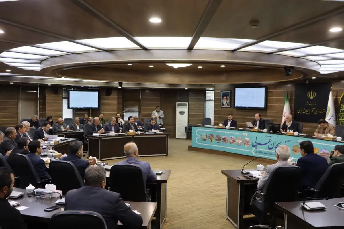 برنامه ریزی برای تامین و توزیع کالاهای اساسی، کنترل قیمتها و نظارت بر بازاردر آذربایجان غربی