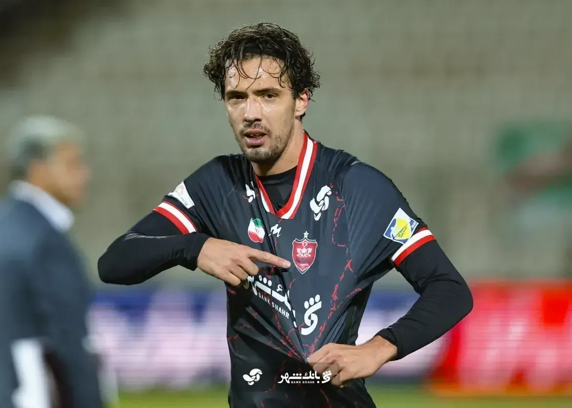 باکیچ همچنان دور از ترکیب؛/ هافبک پرسپولیس و رویای تکرار درخشش مقابل بیرانوند!