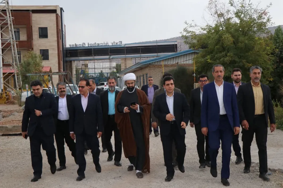تأکید نماینده خرمآباد بر حمایت از تولید و صیانت از نیروی کار در لرستان