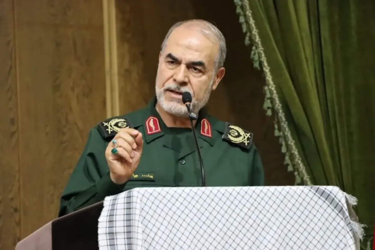 سردار جوانی، معاون سیاسی سپاه: هر اقدامی که ترامپ در آینده انجام دهد، خسارت، تحقیر و شکست آمریکا را بیشتر خواهد کرد؛ زیرا رئیس‌جمهور متهم آمریکا نمی‌تواند بفهمد چرا شکست خورده/ «خداوند را شاکریم که دشمنان ما را از احمق‌ها قرار داده»/ نظم آینده جهان از جنگ علیه ایران تأثیر می‌پذیرد
