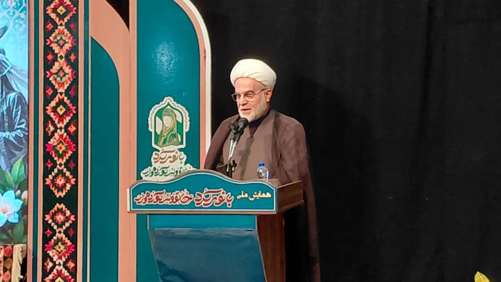 اصالت زنان کُرد مانع نفوذ و انحراف فرهنگی است