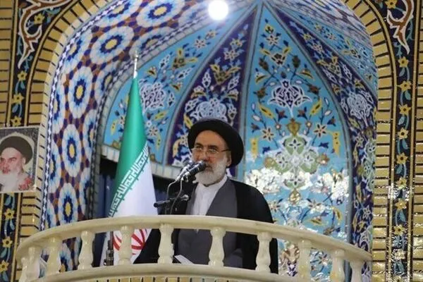 تهدیدهای دشمن نشانه درماندگی است