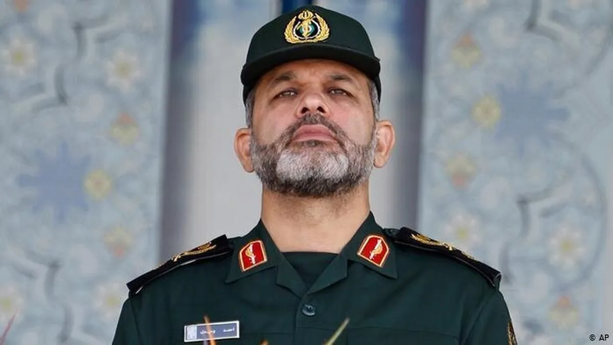 سرلشکر احمد وحیدی درگذشت «ننه عصمت» را تسلیت گفت/ فاطمه فلکیان که بود؟ + تصویر
