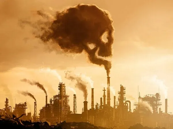 استفاده از تسهیلات صندوق ملی محیط زیست برای کاهش آلایندگی صنایع و معادن استان فارس ضروری است