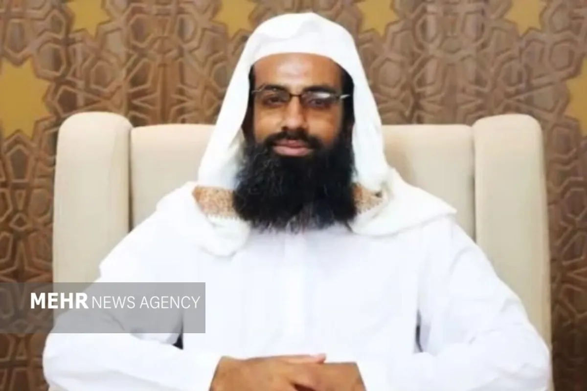 امام جمعه اهل‌سنت هوشک: حرص و طمع انسان را به زیاده‌خواهی می‌کشاند