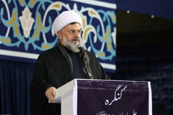 امام جمعه دشتی: شهید نادر مهدوی نماد غیرت ایرانی است