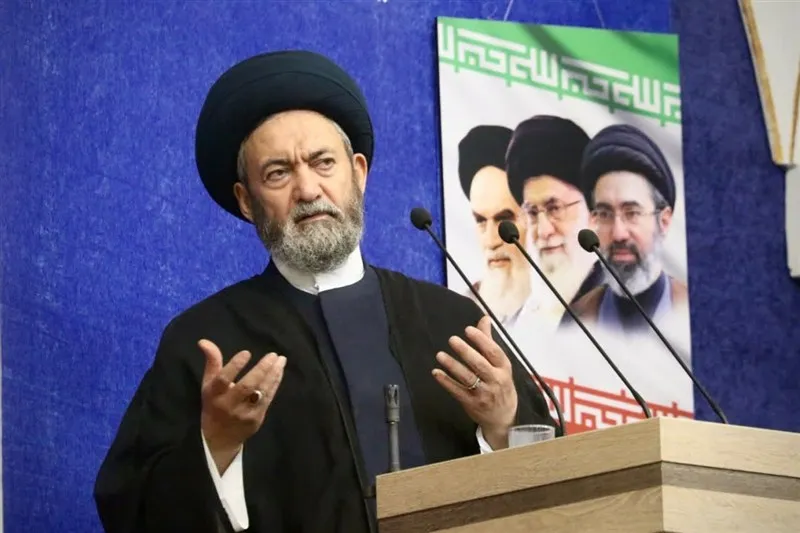 امام جمعه اردبیل: امارات مرکز توطئه علیه کشورهای عربی و اسلامی است