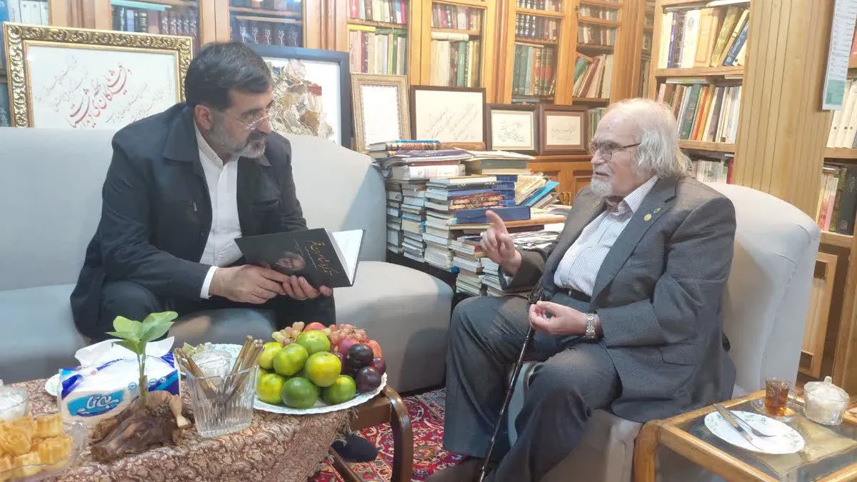 تقویت زیرساخت‌های فرهنگی و حمایت از نسل جوان شاعران ضرورت