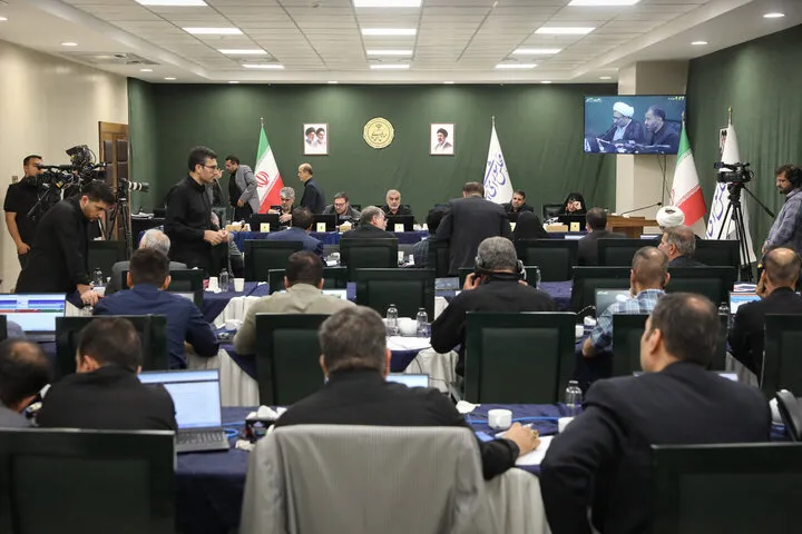 دستور کار مجلس در هفته جاری/ تداوم بررسی طرح مقابله با نفوذ/ این وزیر پزشکیان به بهارستان میرود