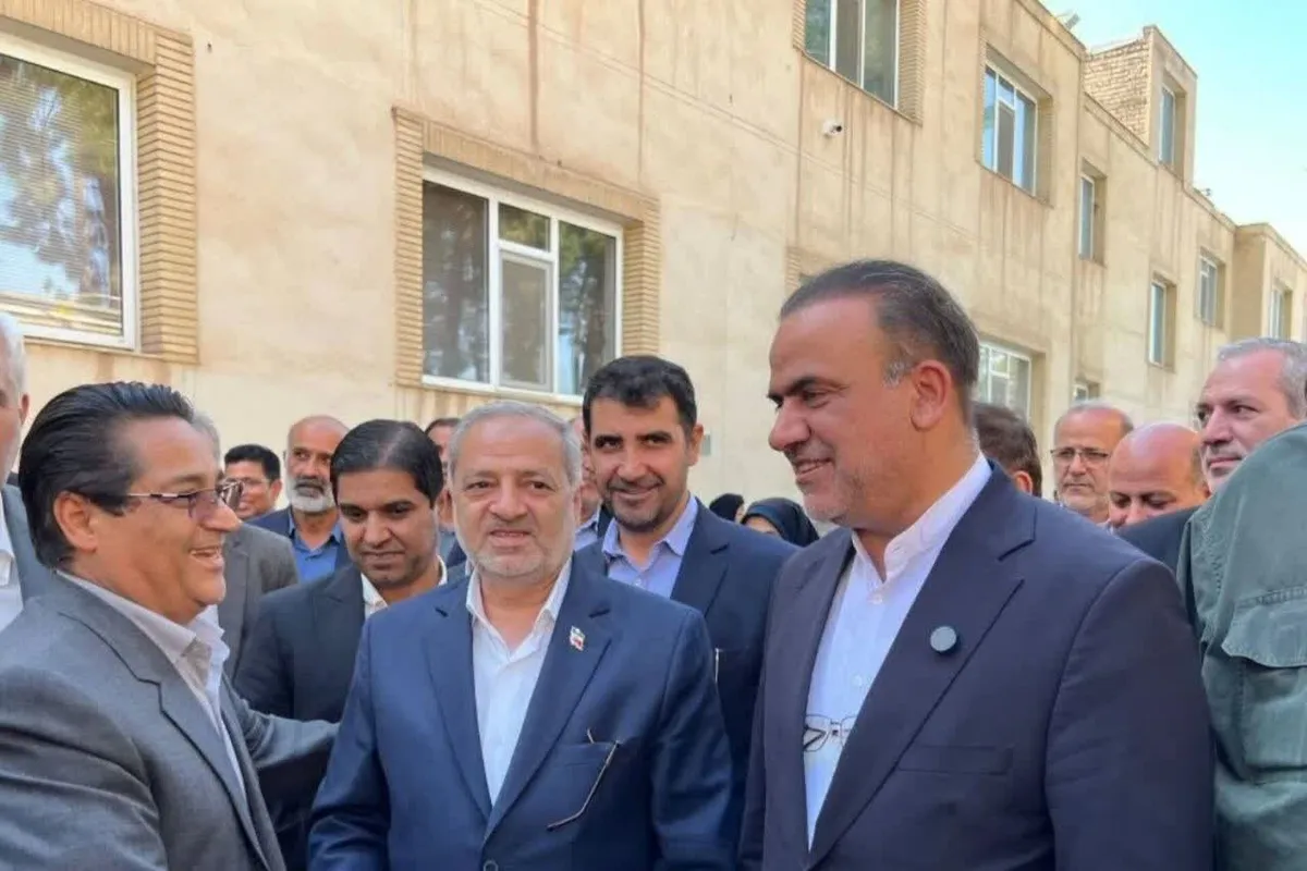 وزیر آموزش و پرورش وارد گناباد شد