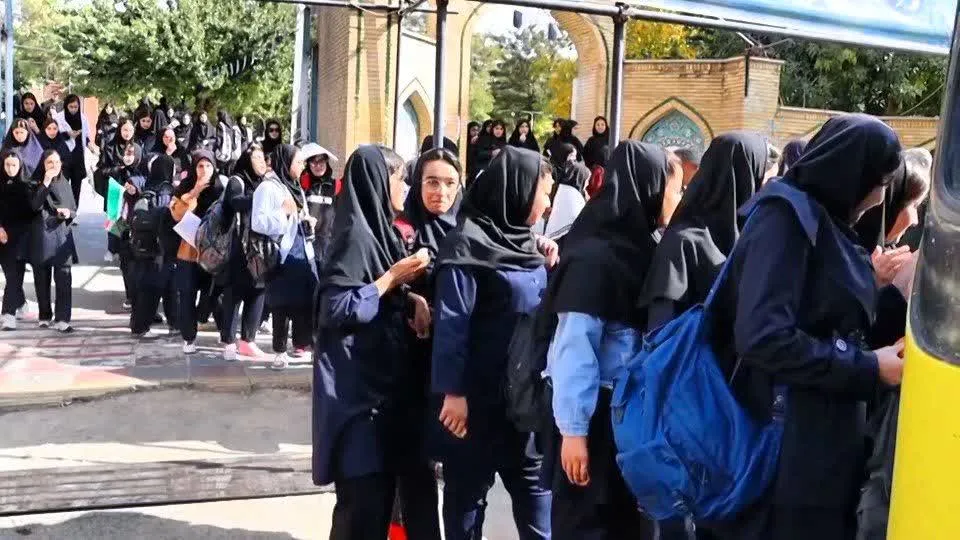 اعزام کاروان راهیان نور شهرستان تکاب به منطقه عملیاتی عاشورای یک