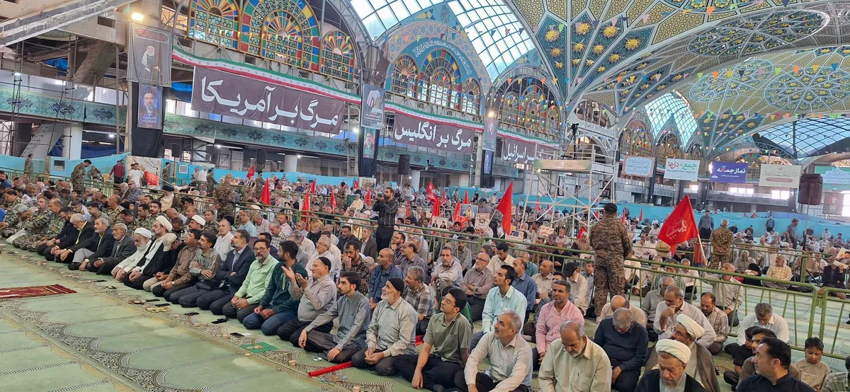 تأکید امامجمعه موقت اصفهان بر نقش استقلال و اراده ملی بر قدرت ایران اسلامی