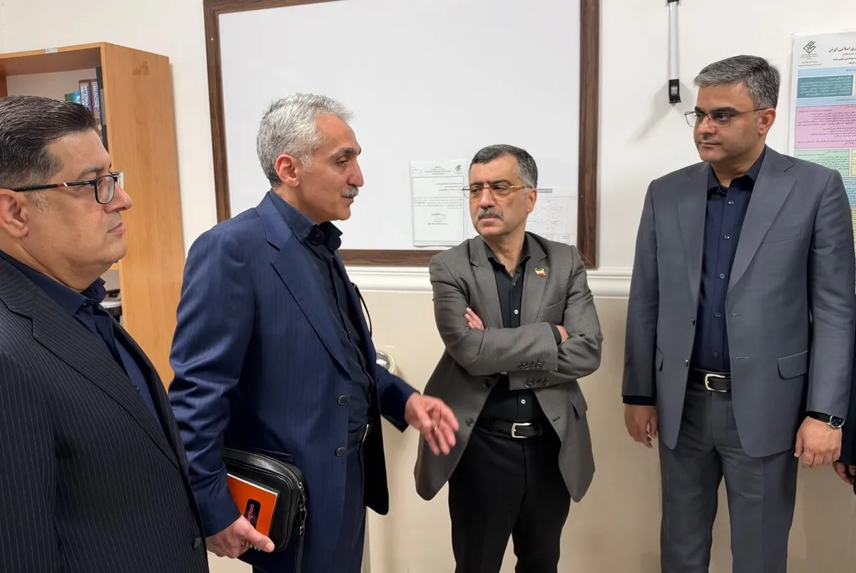 معاون علوم پزشکی بوشهر: خدمات پزشکی از راه دور در خارگ ارائه میشود