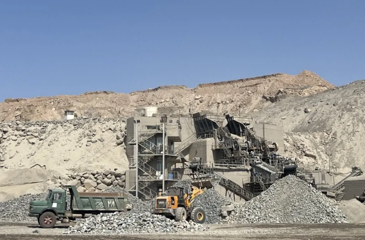 بازدید سرزده محیط زیست از معادن و صنایع فولاد بافق برای بررسی الزامات زیستمحیطی