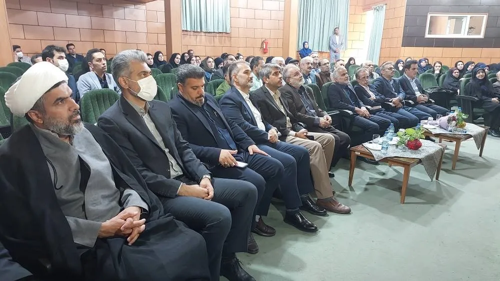 تاکید بر الگو سازی کانون پرورش فکری فارس در حوزه ادبیات کودک و نوجوان