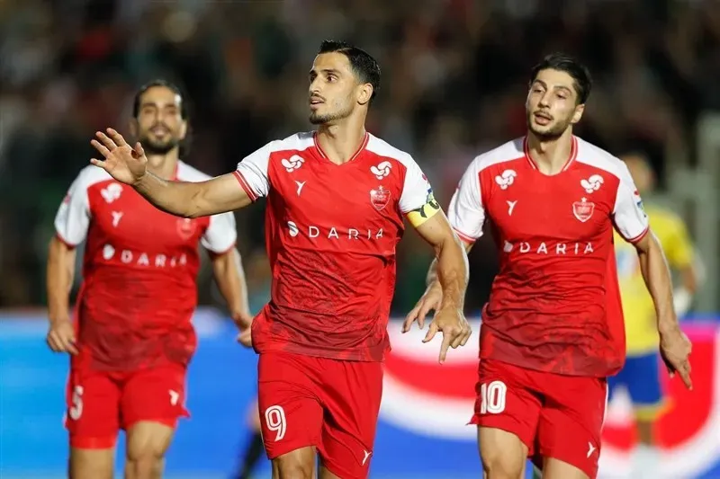 پرسپولیس از سد صنعت نفت گذشت و به یک قدمی تراکتور رسید