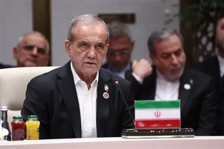 پزشکیان: حمله به ایران نشان داد نمیتوان همزمان برای بخشی از منطقه، امنیت و توسعه خواست و در بخش دیگر، ناامنی، فشار اقتصادی و بیثباتی دامن زد / ایران برای برقراری صلح و ثبات پایدار، همواره بر گفتوگو و راهحل دیپلماتیک تأکید کرده ما امروز صرفاً با انتخاب میان انزوا یا وابستگی مواجه نیستی؛ باید ظرف
